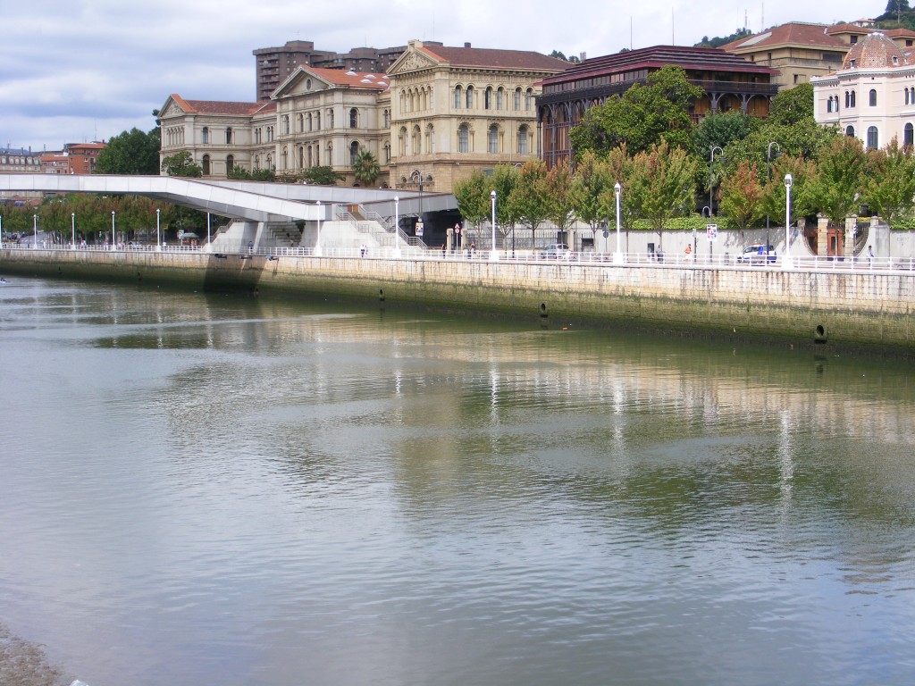 Foto: Paseo por la Ria de Bilbao - Bilbo (Bilbao) (Vizcaya), España