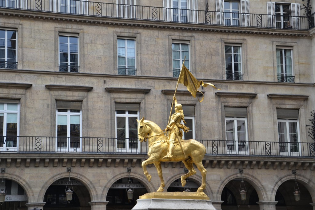 Foto: Pl. des Pyramides - París (Île-de-France), Francia