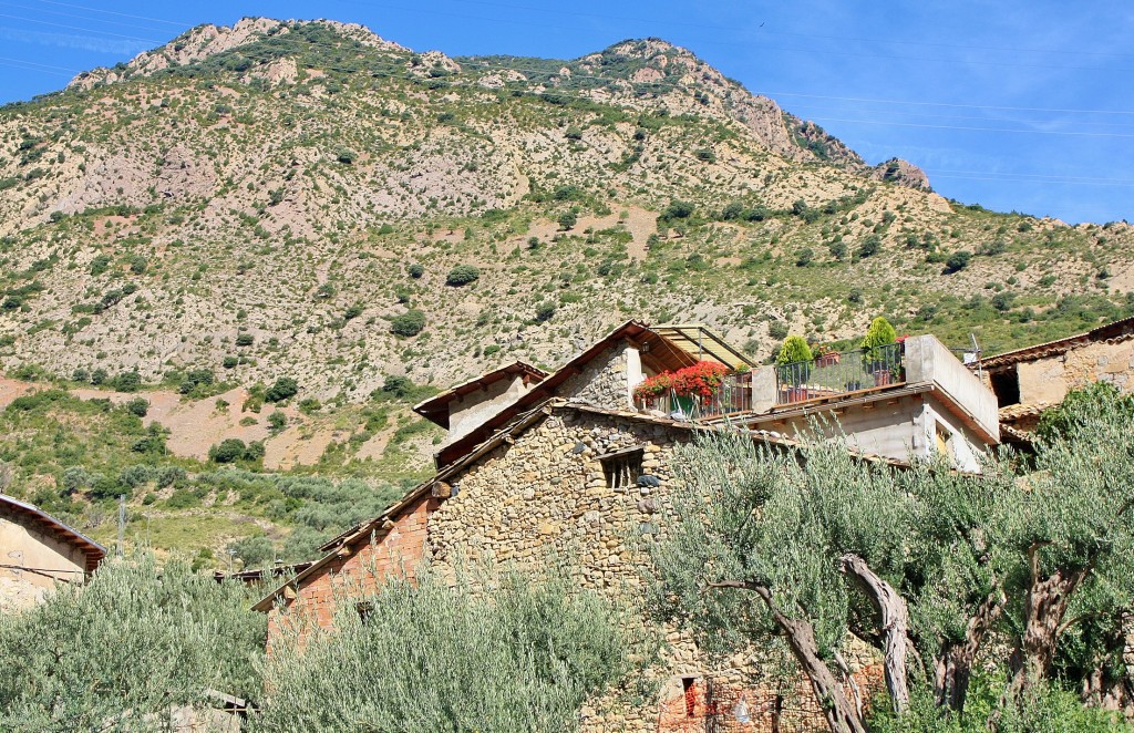 Foto: Paisaje que rodea al pueblo - Sopeira (Huesca), España