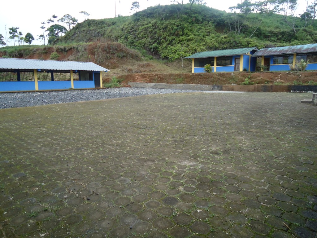 Foto: Remodelación del colegio - Mushullacta (Pastaza), Ecuador