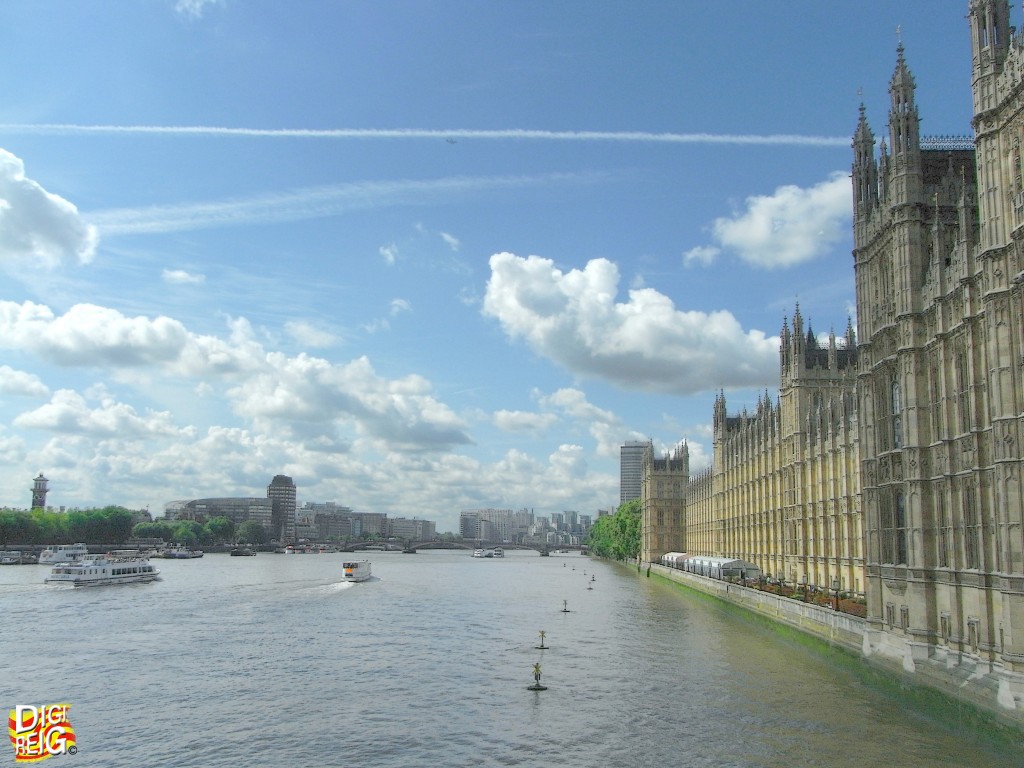 Foto: Houses of Parliament y River Thames. - Londres (England), El Reino Unido