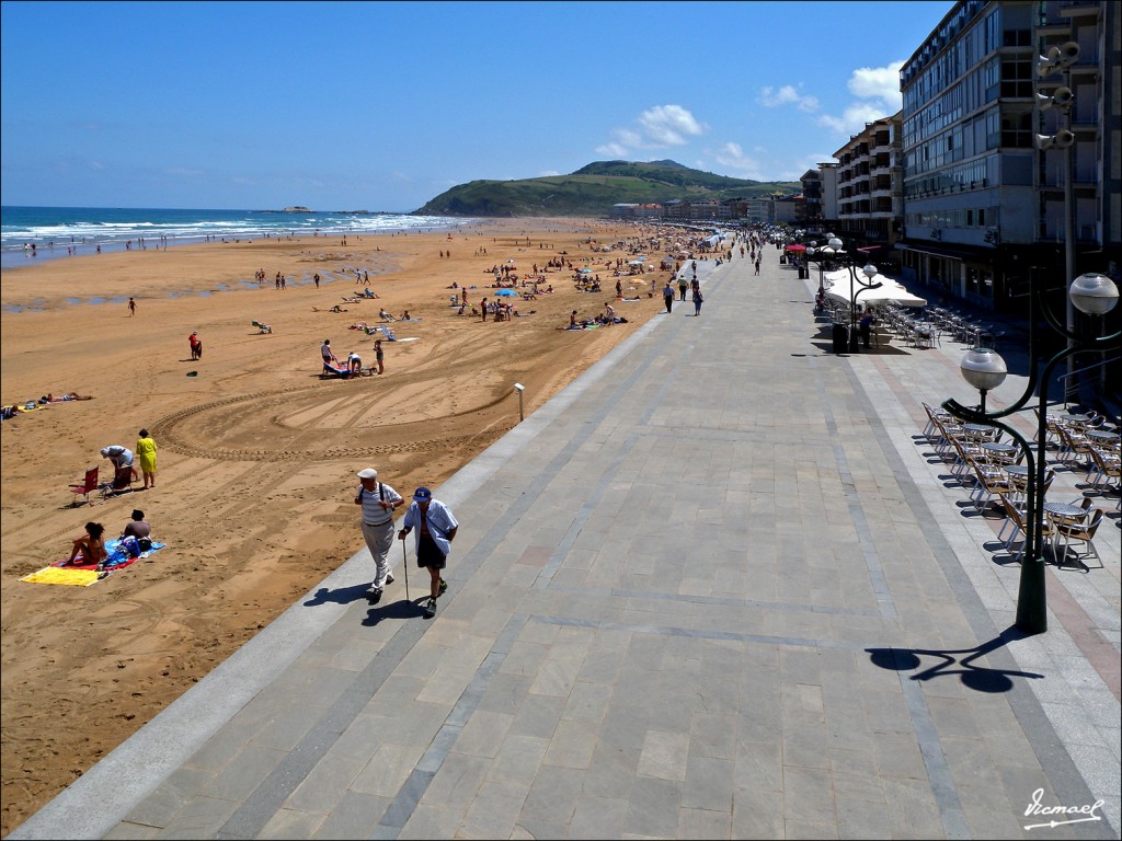 Foto: 110701-015 ZARAUTZ - Zarautz (Gipuzkoa), España