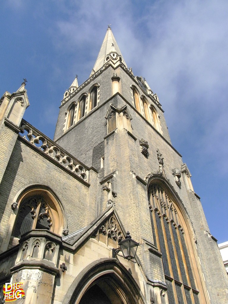 Foto: Torre de la iglesia Saint James. - Londres (England), El Reino Unido