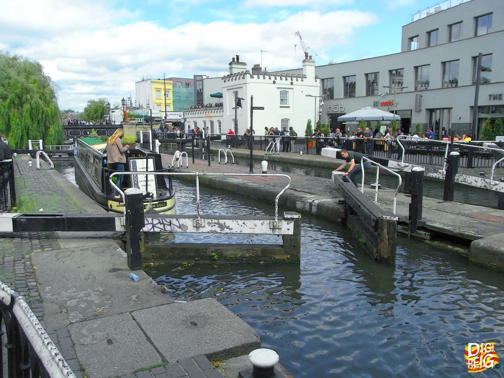 Foto: Un pequeño Canal de Panama. - Londres (England), El Reino Unido