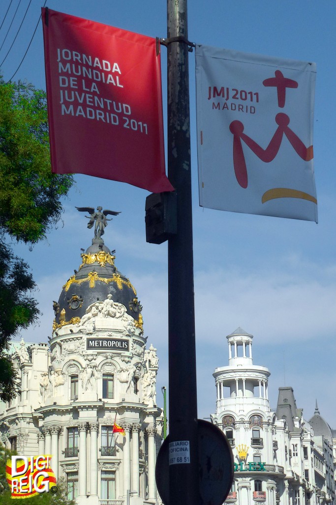 Foto: Preparando la visita del Papa. - Madrid (Comunidad de Madrid), España