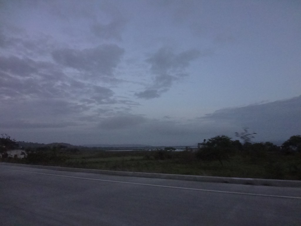 Foto: Un amanecer - Flavio Alfaro (Manabí), Ecuador