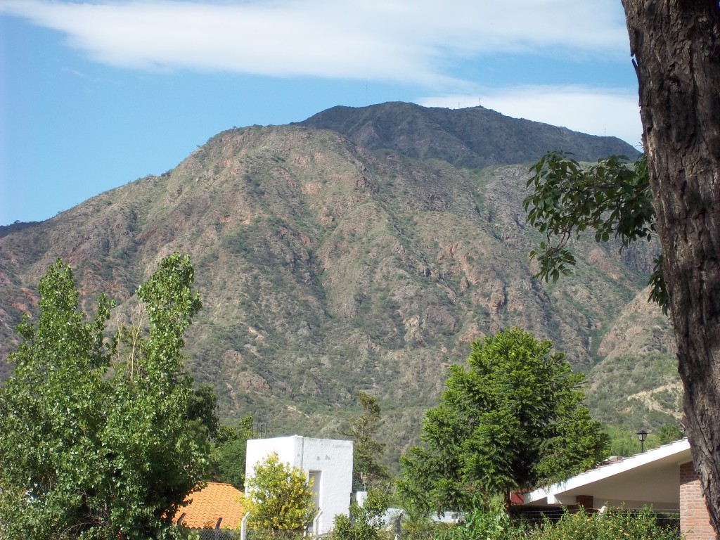 Foto: cerro de la cruz - La Rioja, Argentina