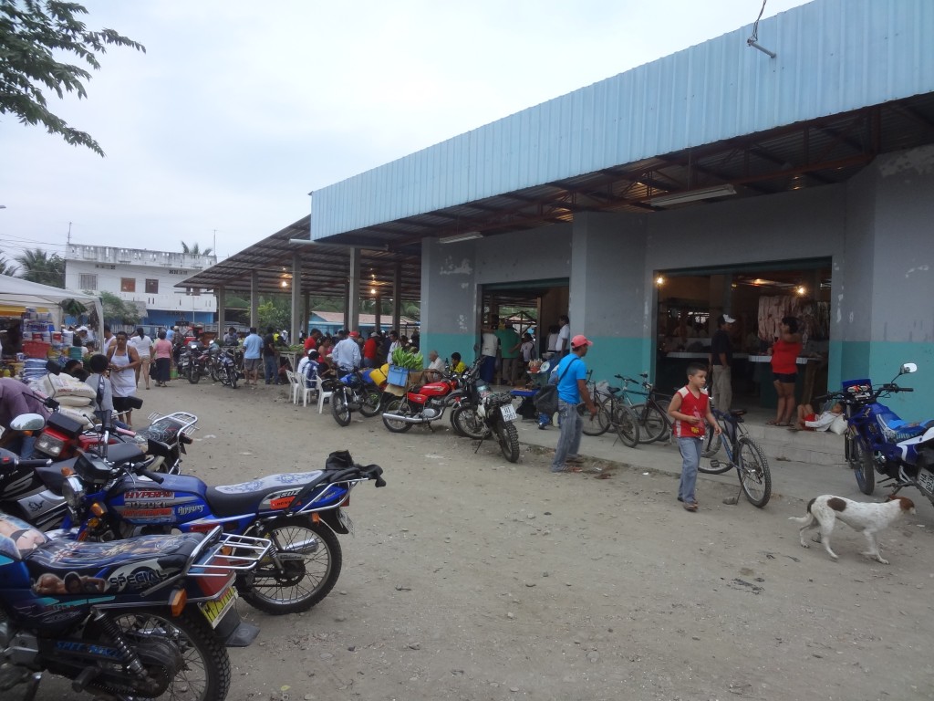 Foto: Feria - Crucita (Manabí), Ecuador