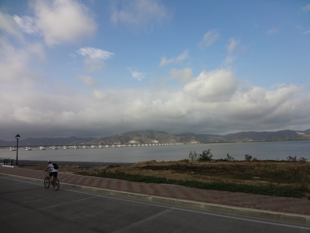 Foto: Entrada a Bahía - Bahía de Caráquez (Manabí), Ecuador
