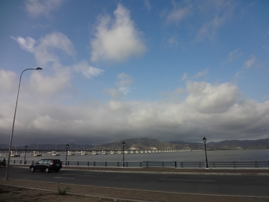 Foto: Entrada a Bahía - Bahía de Caráquez (Manabí), Ecuador