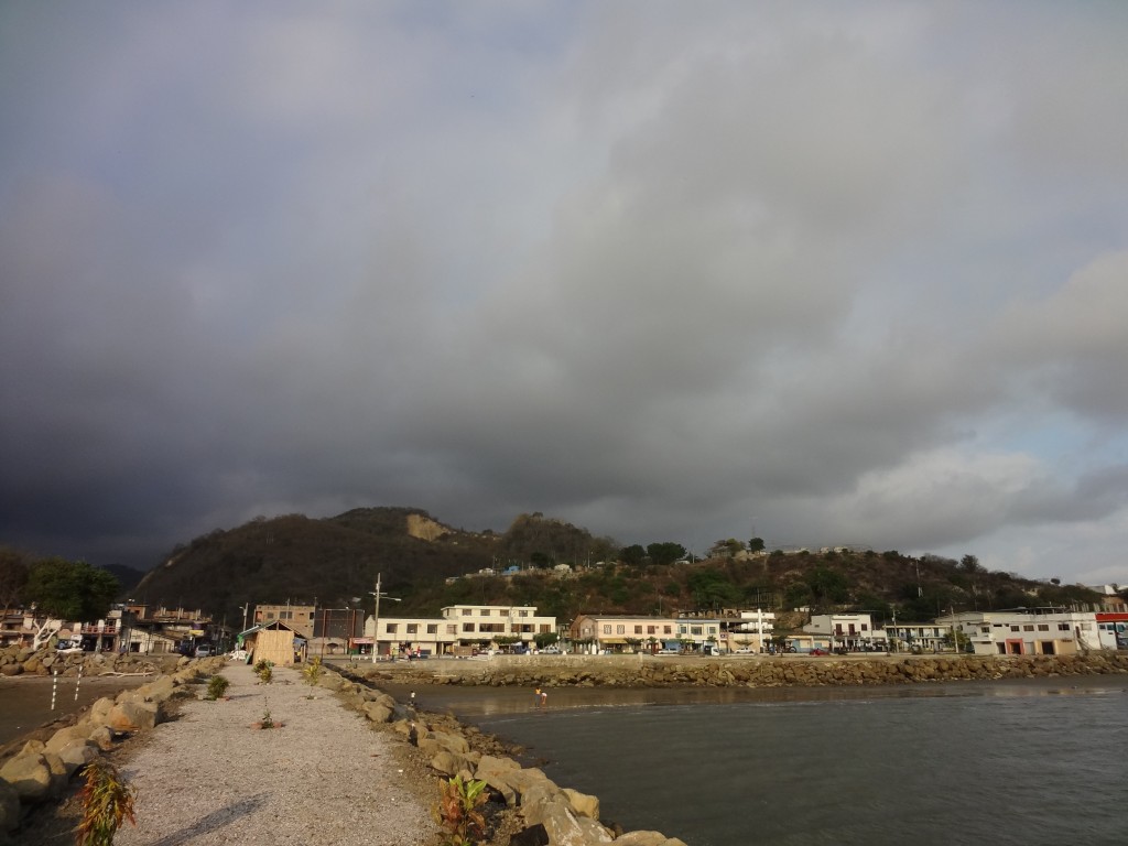 Foto: Vista a San Vicente. - San Vicente (Manabí), Ecuador