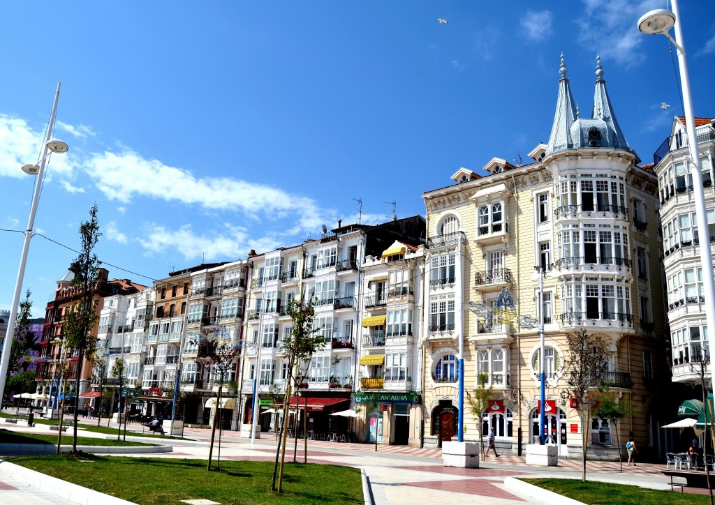 Foto: Paseo Marítimo - Castro Urdiales (Cantabria), España