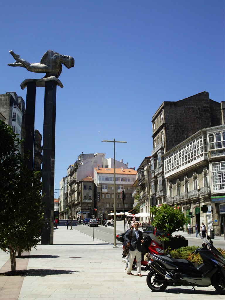 Foto: PUERTA DEL SOL - Vigo (Pontevedra), España