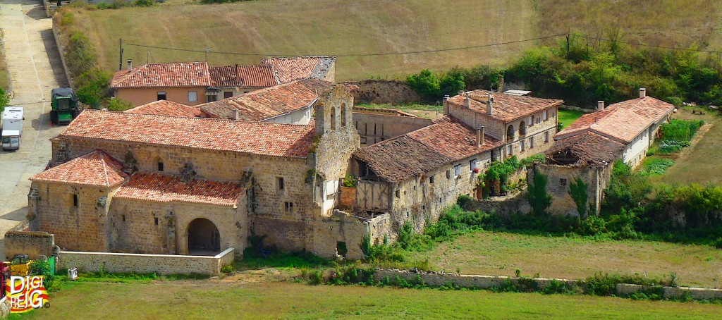 Foto: Convento y Casas Rurales de Vadillo - Frías (Burgos), España