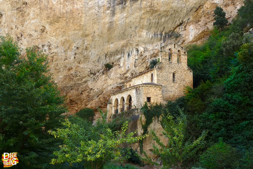 Foto: Ermita Ntra. Sra. de la Hoz. - Tobera (Burgos), España