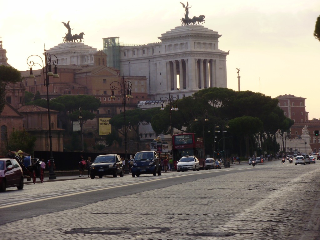 Foto: Via Foro Imperial - Roma, Italia