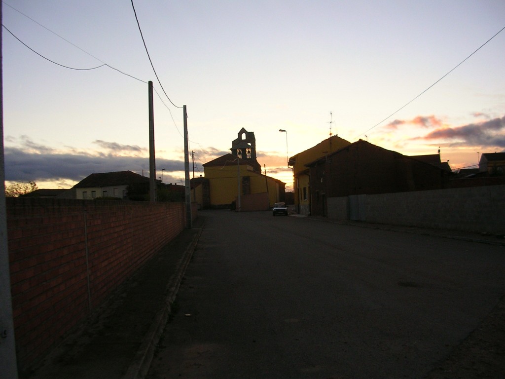 Foto: Se Acaba El Dia - Zuares Del Páramo (León), España