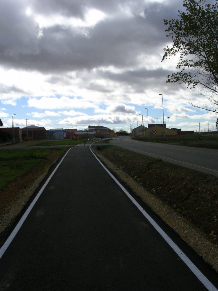 Foto: Camino De Paseo (sur) - Zuares Del Páramo (León), España