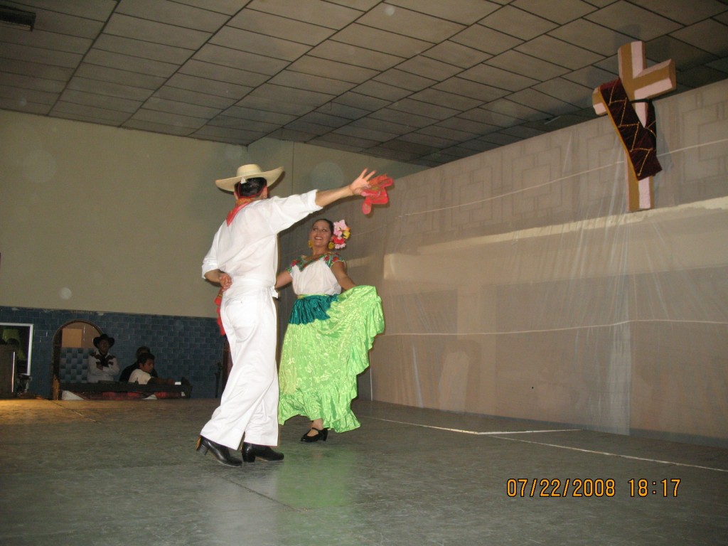 Foto: Grupo De Danza De Hercules En La Cañada, Queretaro, México - Santiago De Querétaro (Querétaro), México