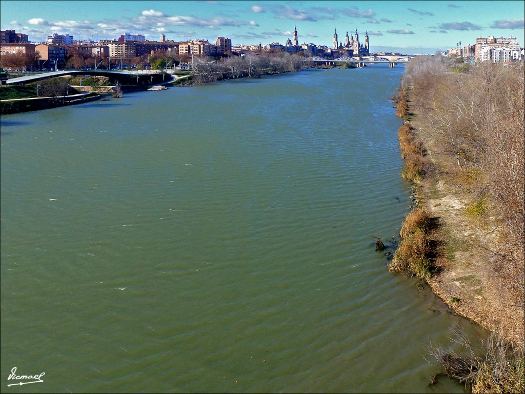 Foto: 111230-17 EBRO Y EL PILAR - Zaragoza (Aragón), España