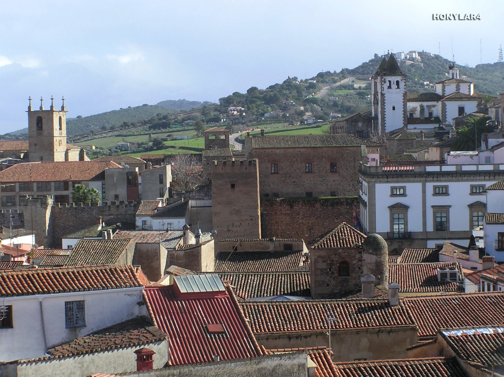 Foto: * VISTA GENERAL DE LA CIUDAD MONUMENTAL - Caceres (Cáceres), España