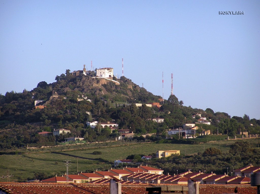 Foto: * VISTA GENERAL DEL SANTUARIO DE LA MONTAÑA - Caceres (Cáceres), España