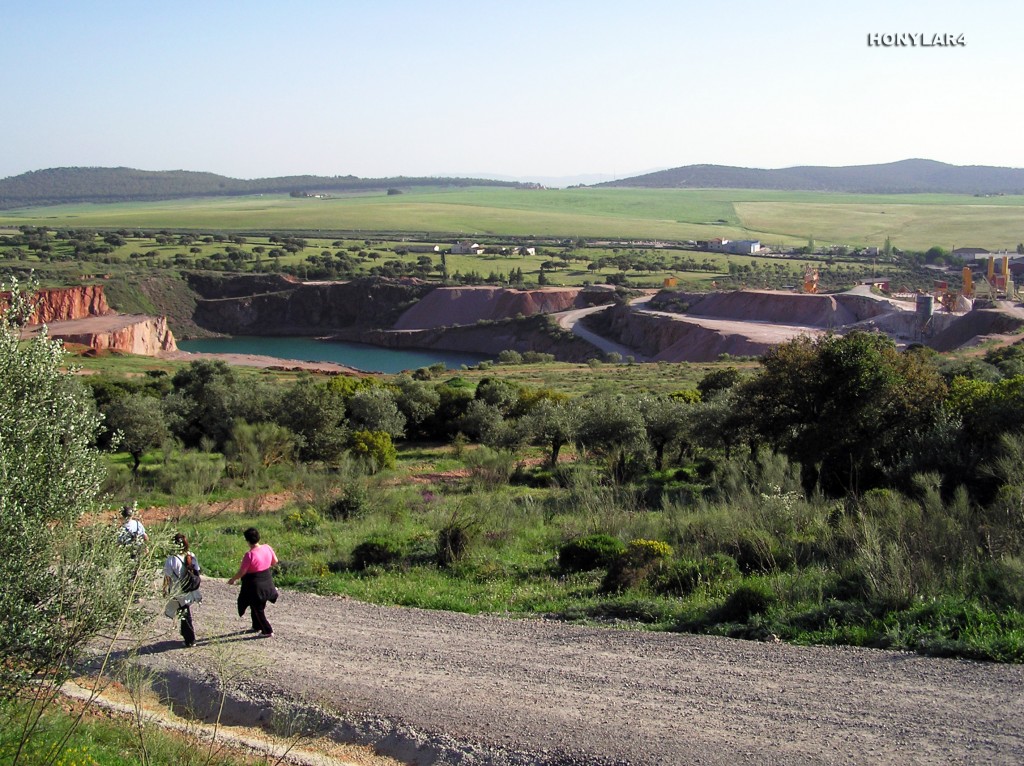 Foto: * PEDRERA DE OLLETA EN LA MONTAÑA - Caceres (Cáceres), España