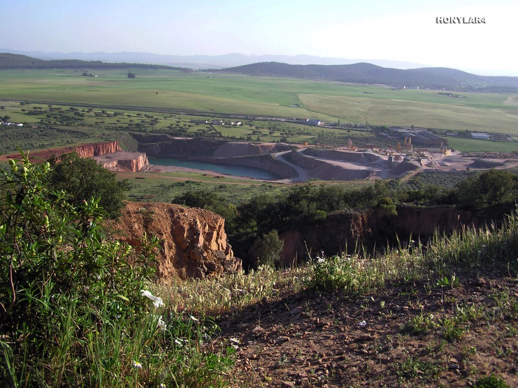 Foto: * PEDRERA DE OLLETA EN LA MONTAÑA - Caceres (Cáceres), España