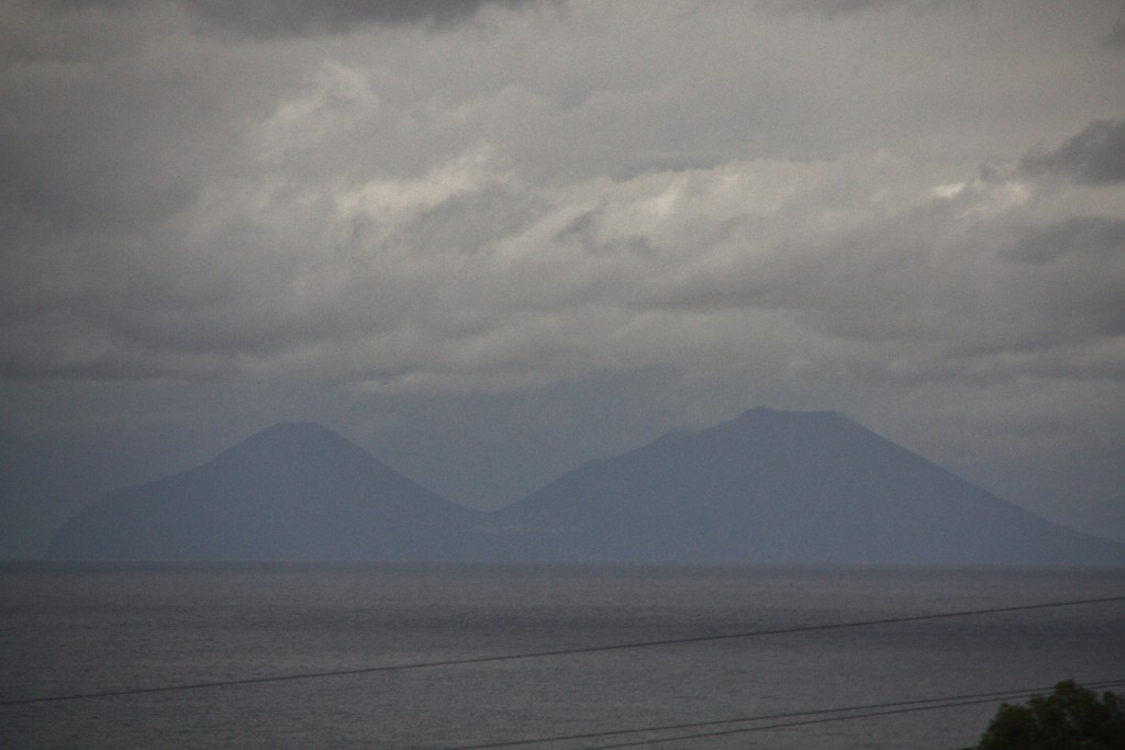 Foto: Vista de las Islas Eolias - Cefalù (Sicily), Italia