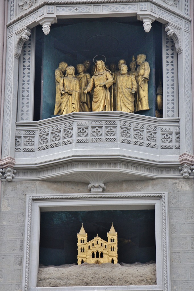 Foto: Campanario del Duomo - Messina (Sicily), Italia