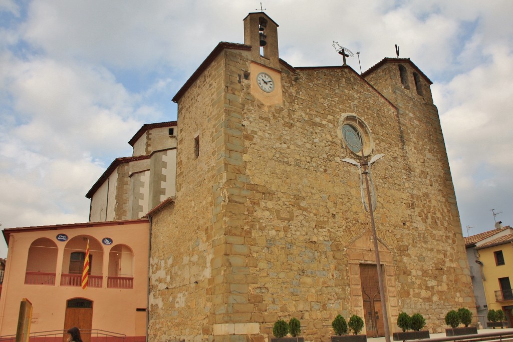 Foto: Santa María - Tortellà (Girona), España