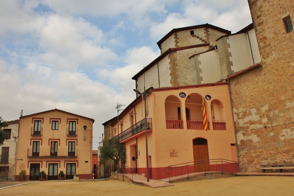 Foto: Vista del pueblo - Tortellà (Girona), España