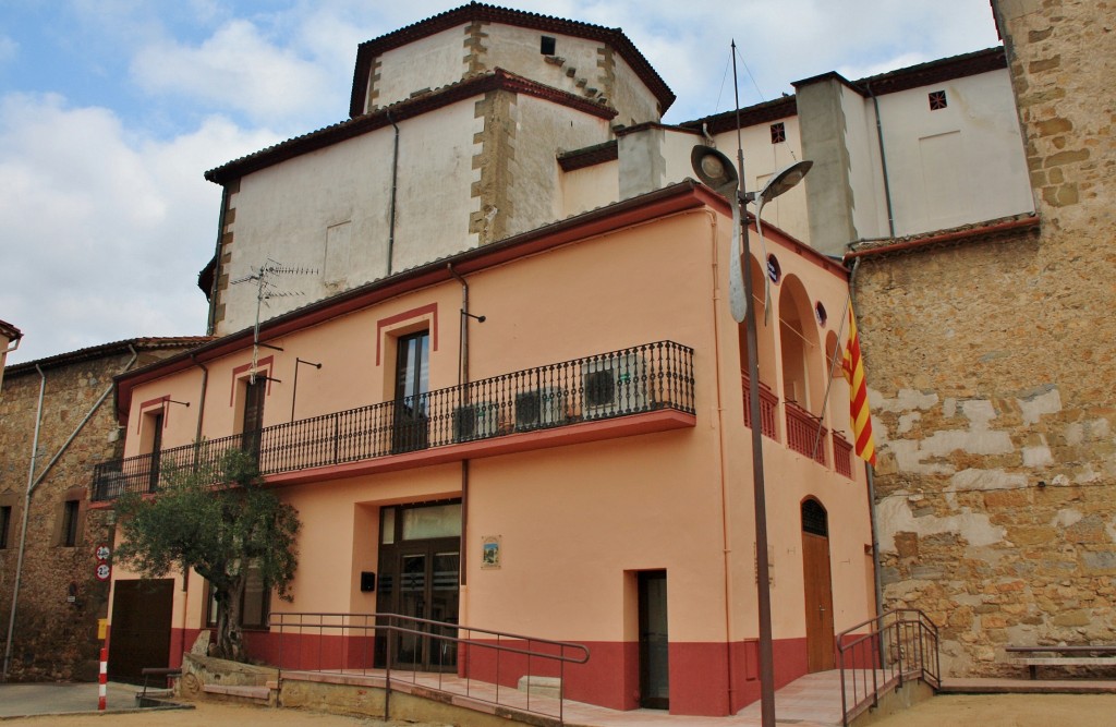 Foto: Vista del pueblo - Tortellà (Girona), España