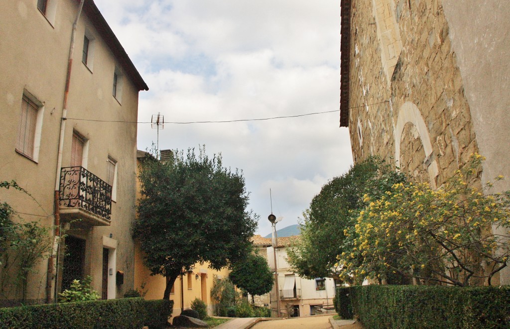 Foto: Vista del pueblo - Tortellà (Girona), España