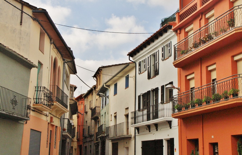 Foto: Vista del pueblo - Tortellà (Girona), España