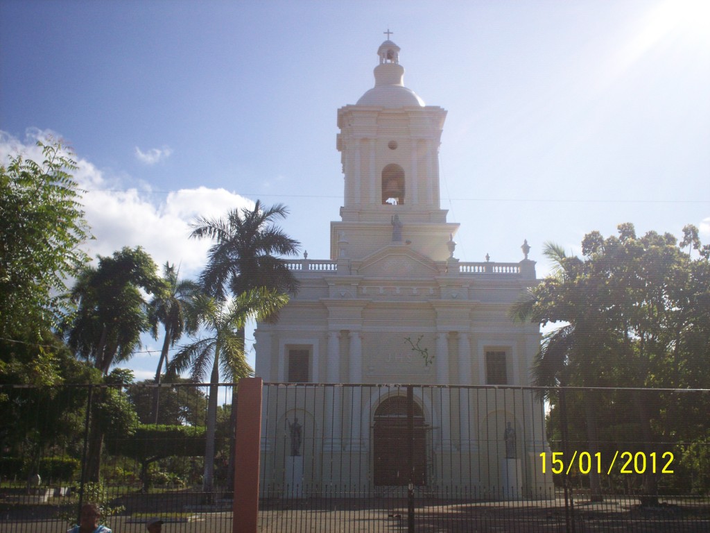 Foto: Iglesia Antigua - Chinandega, Nicaragua