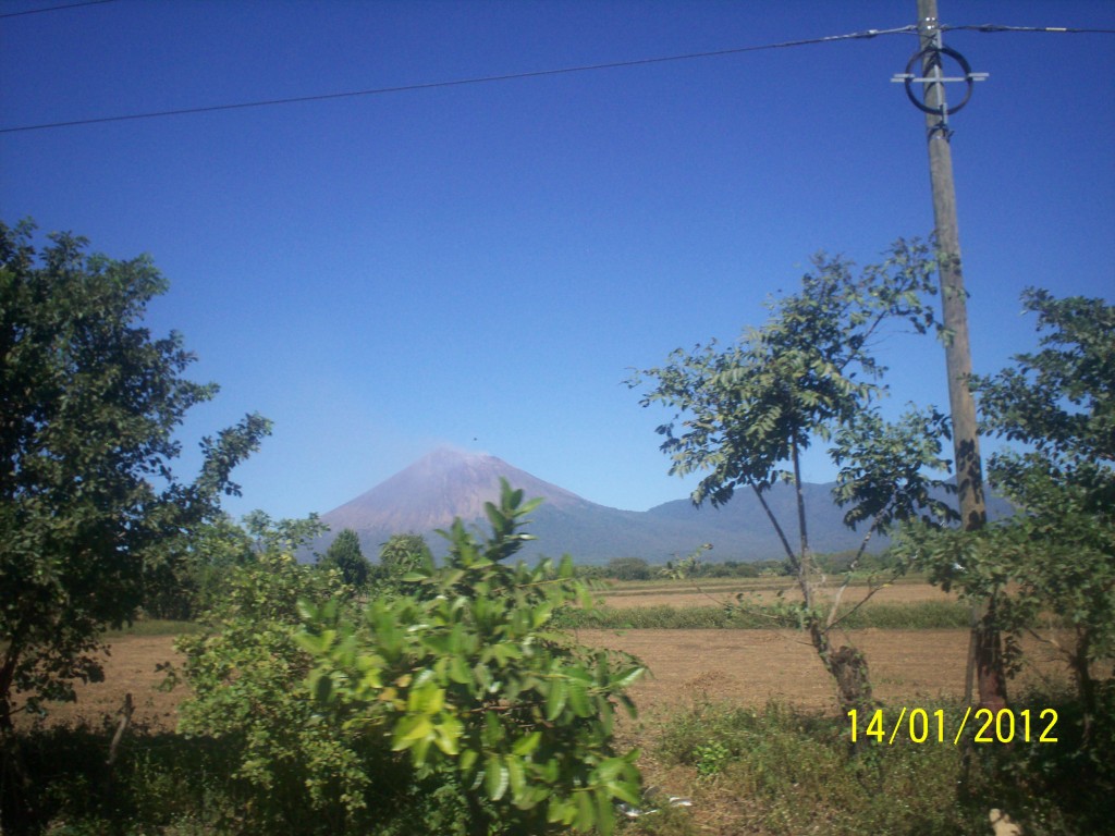Foto: Volcanes, San Cristobal Y Momotombo - Chinandega, Nicaragua