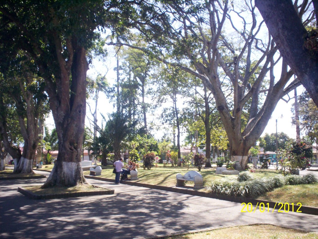 Foto: PARQUE PALMARES - Alajuela, Costa Rica
