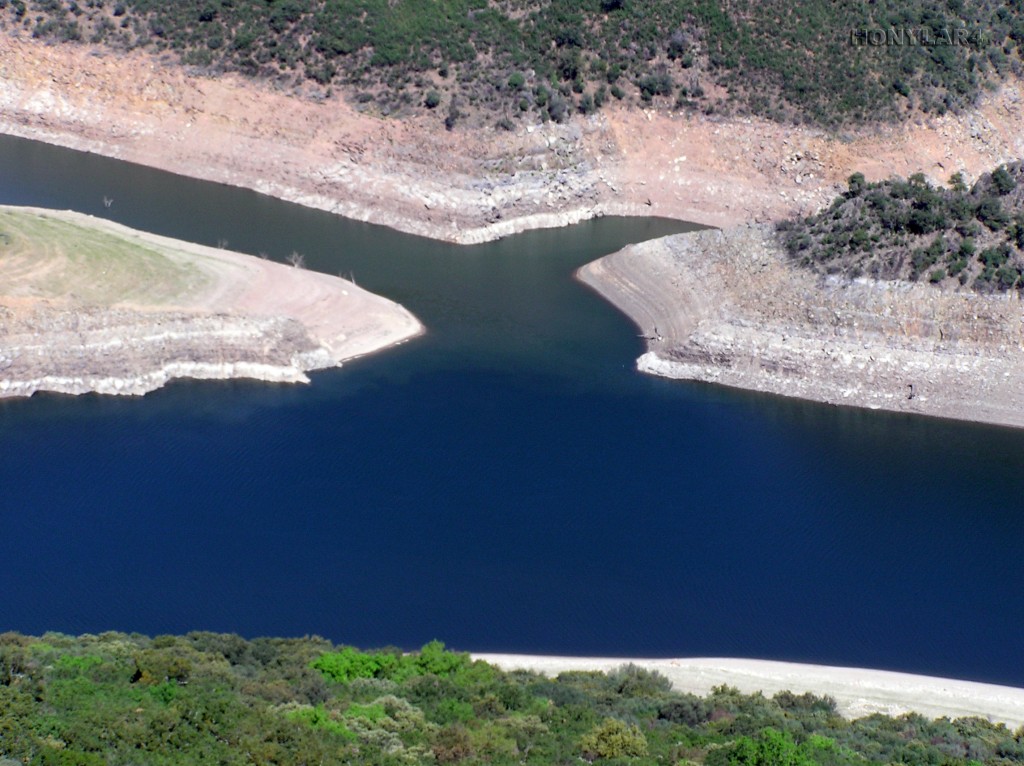Foto: * EMBALSE TORREJON TAJO MONFRAGUE - Villareal De San Carlos (Cáceres), España
