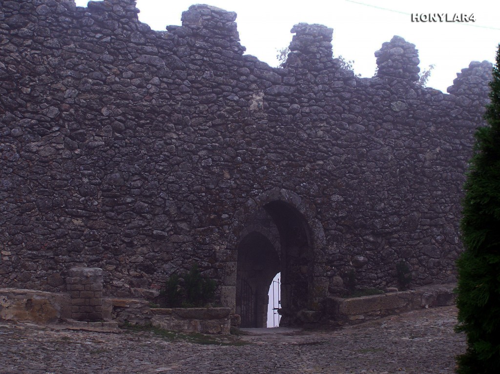 Foto: * CASTILLO DE MONTANCHEZ - Montanchez (Cáceres), España