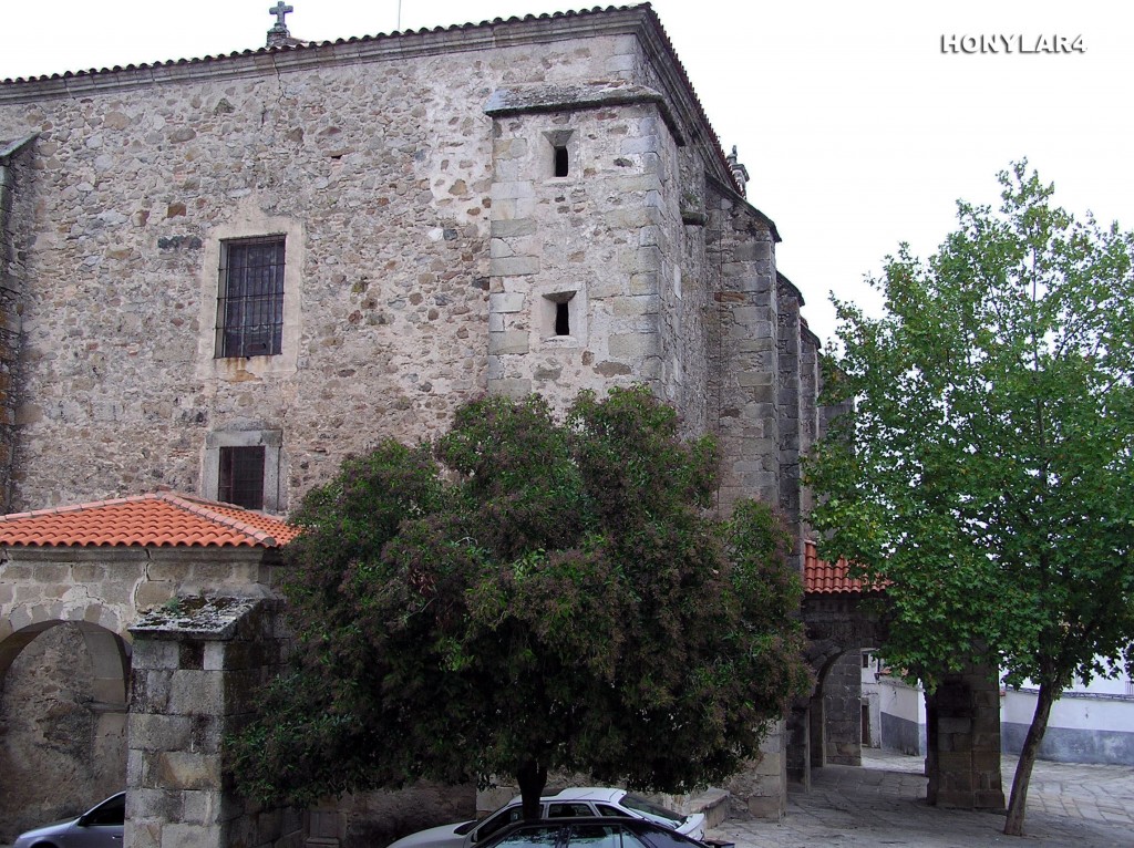 Foto: * IGLESIA DE SAN MATEO - Montanchez (Cáceres), España