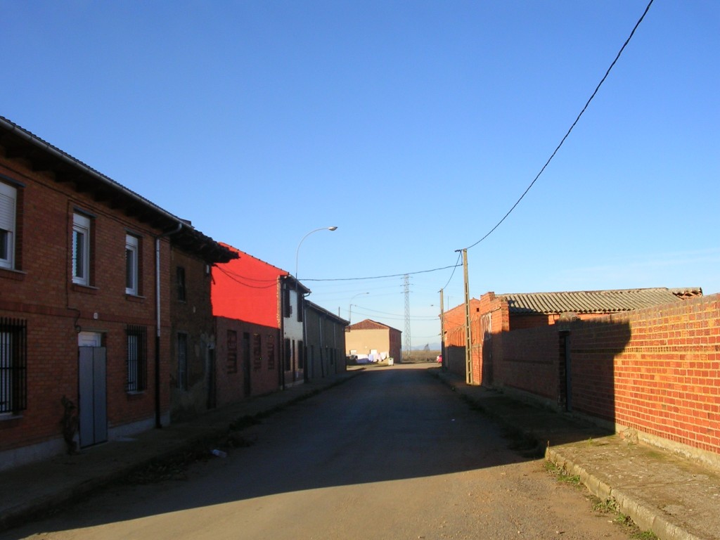 Foto: C/ DE LAS ESCUELAS - Santa Cristina Del Paramo (León), España