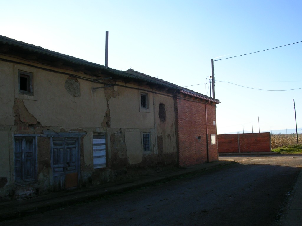 Foto: C/ DE POBLADURA - Santa Cristina Del Paramo (León), España