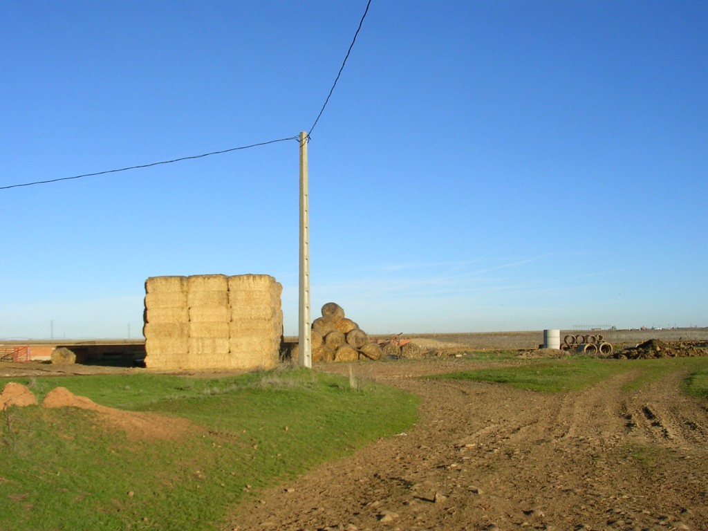 Foto: HACIA POBLADURA - Santa Cristina Del Paramo (León), España