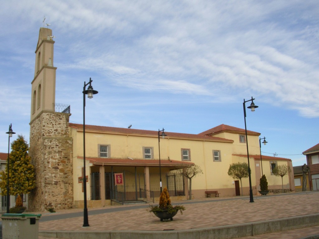 Foto: La Iglesia - Laguna Dalga (León), España
