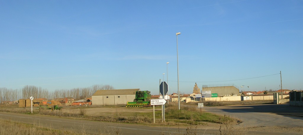 Foto: Panoramica De Pueblo - Zotes Del Paramo (León), España