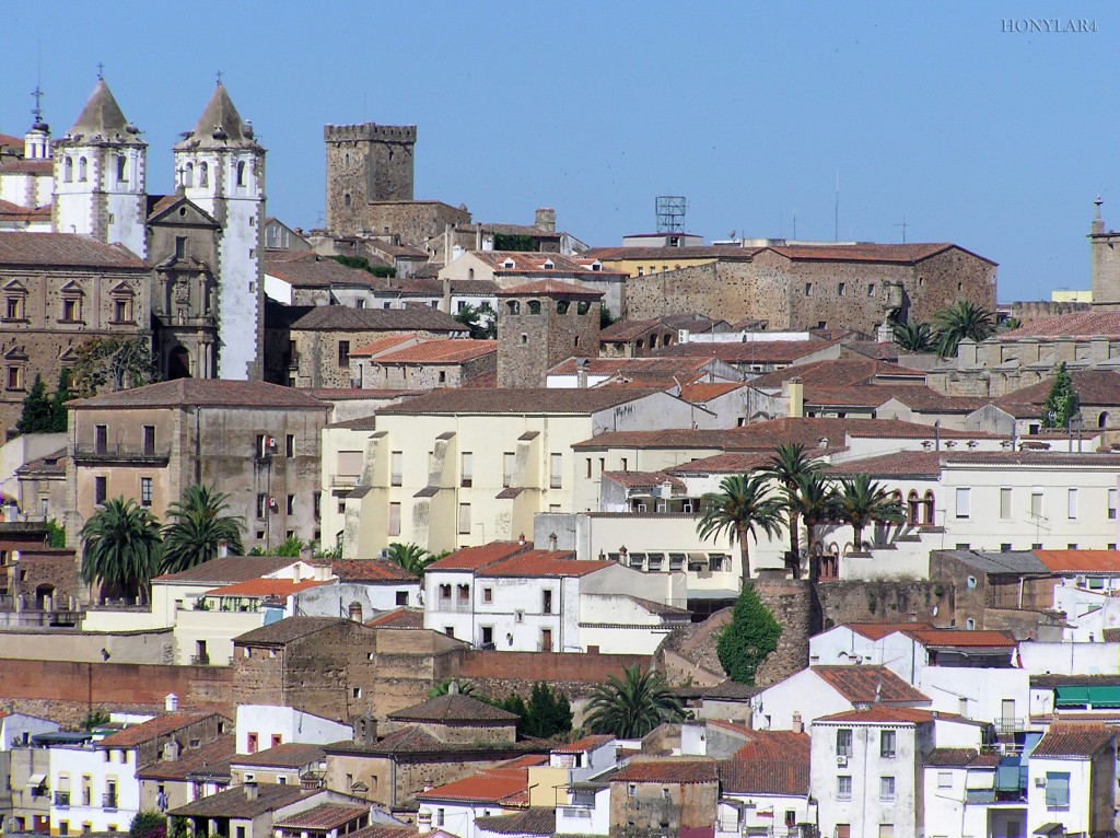 Foto: * VISTA GENERAL DE LA CUIDAD MONUMENTAL - Caceres (Cáceres), España