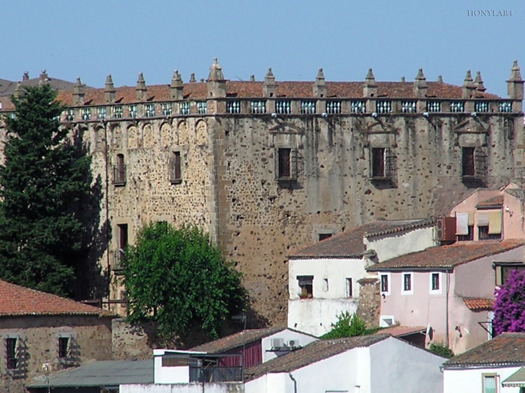 Foto: * PALACIO DE LAS VELETAS O DE LOS ALJIBES DEL SIGLO XVI - Caceres (Cáceres), España