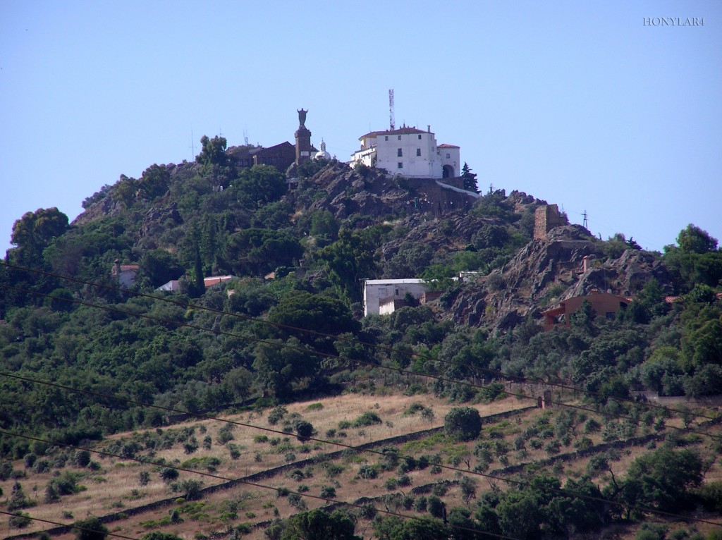 Foto: * VISTA GENERAL  DEL SANTUARIO DE LA MONTAÑA - Caceres (Cáceres), España