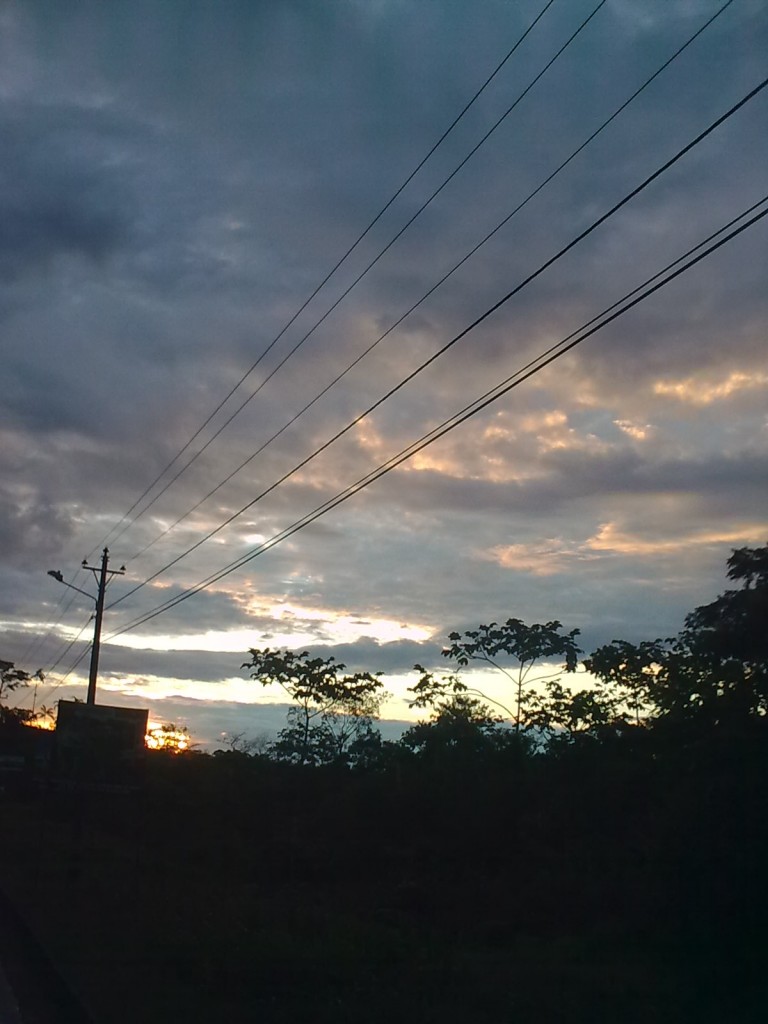 Foto: Amanecer en Puyo - Puyo (Pastaza), Ecuador
